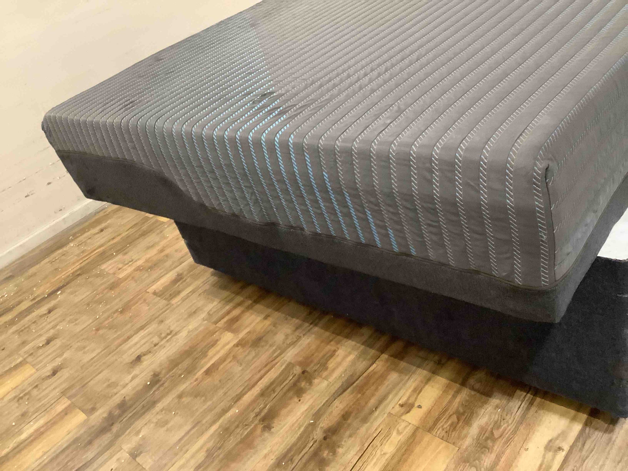 Product Image - Damaged