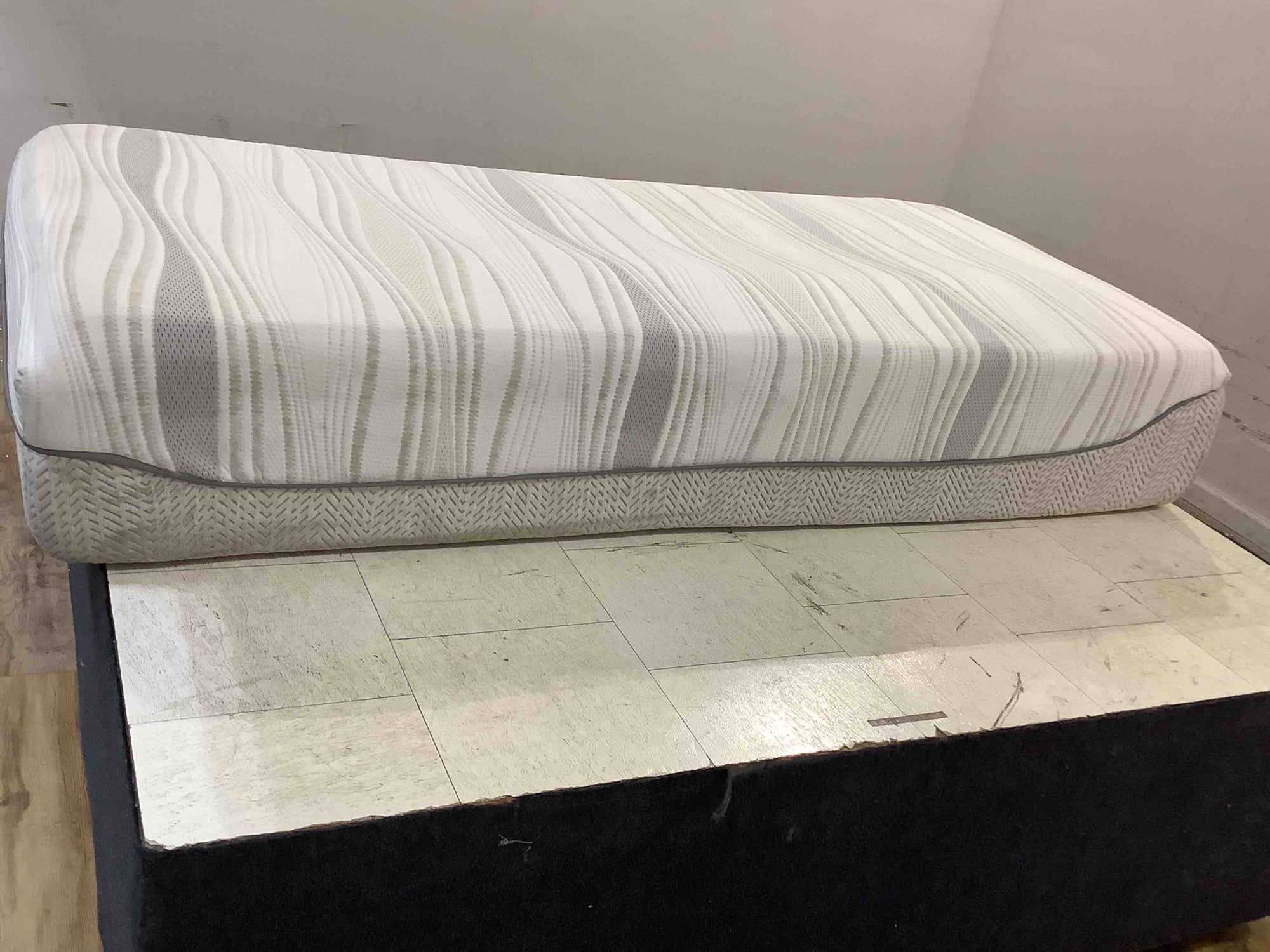 Product Image - Damaged